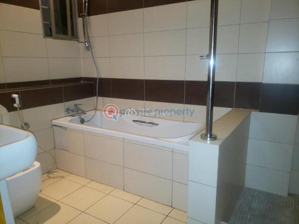 Spacious 3-bed Cool Duplex with Bq, Oniru, Victoria Island (vi), Lagos, Terraced Duplex for Rent