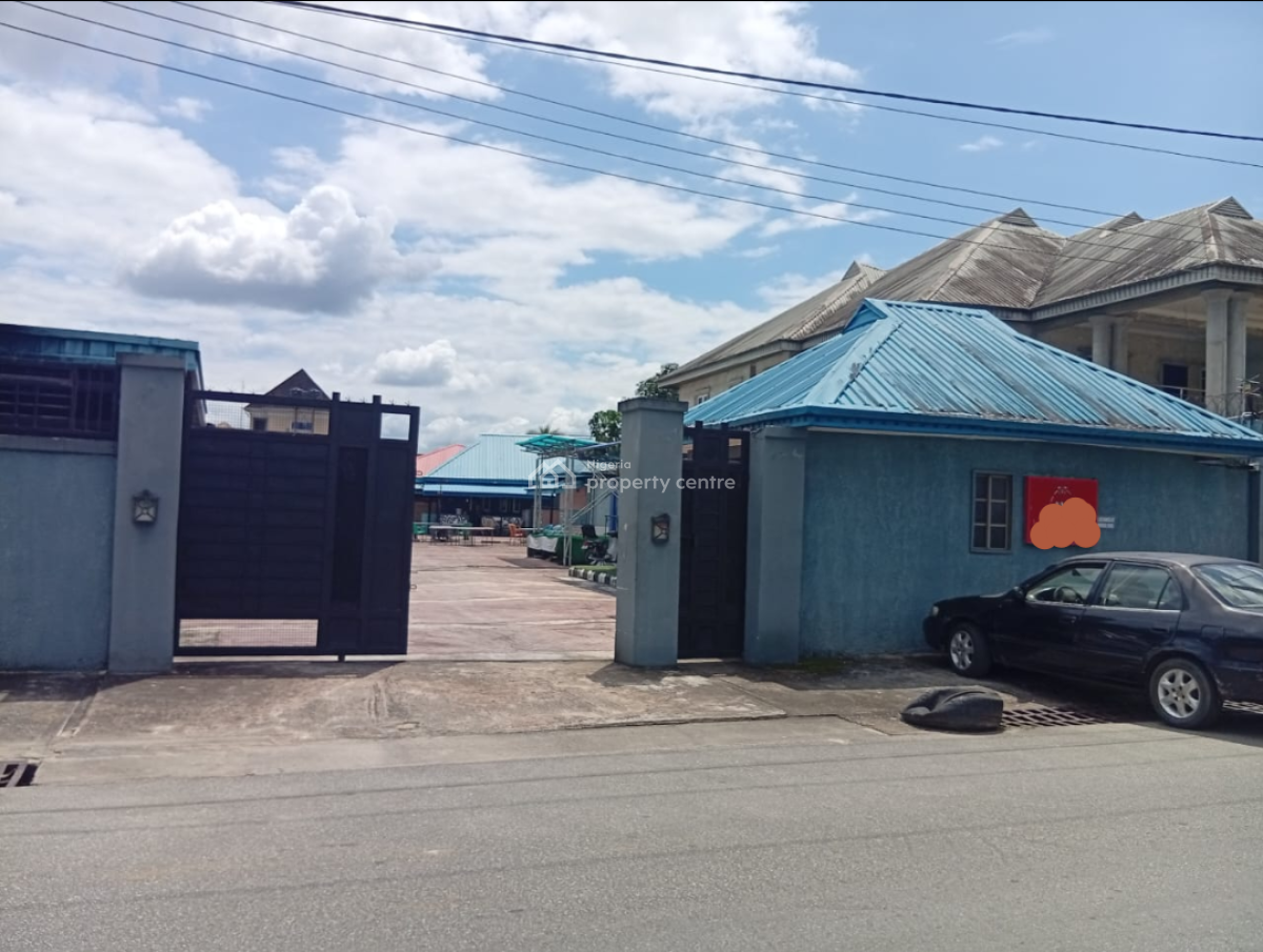 Functional Lounge, Osongama Estate, Uyo, Akwa Ibom, Restaurant / Bar for Sale