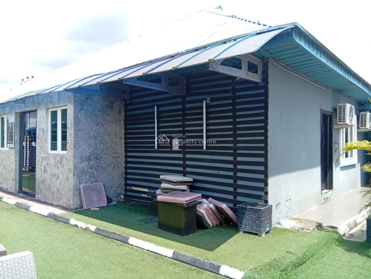 Functional Lounge, Osongama Estate, Uyo, Akwa Ibom, Restaurant / Bar for Sale