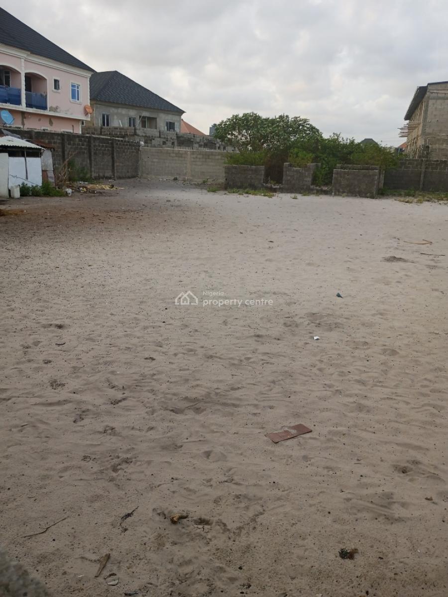 a Well Shaped Commercial Plots of Land, Beach Road, Okun-ajah, Ajah, Lagos, Commercial Land for Sale