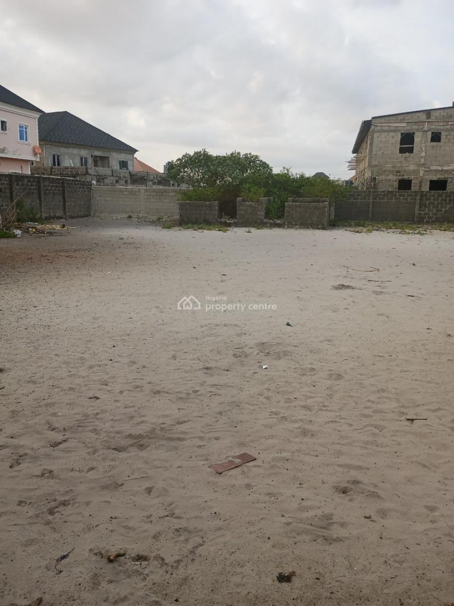 a Well Shaped Commercial Plots of Land, Beach Road, Okun-ajah, Ajah, Lagos, Commercial Land for Sale