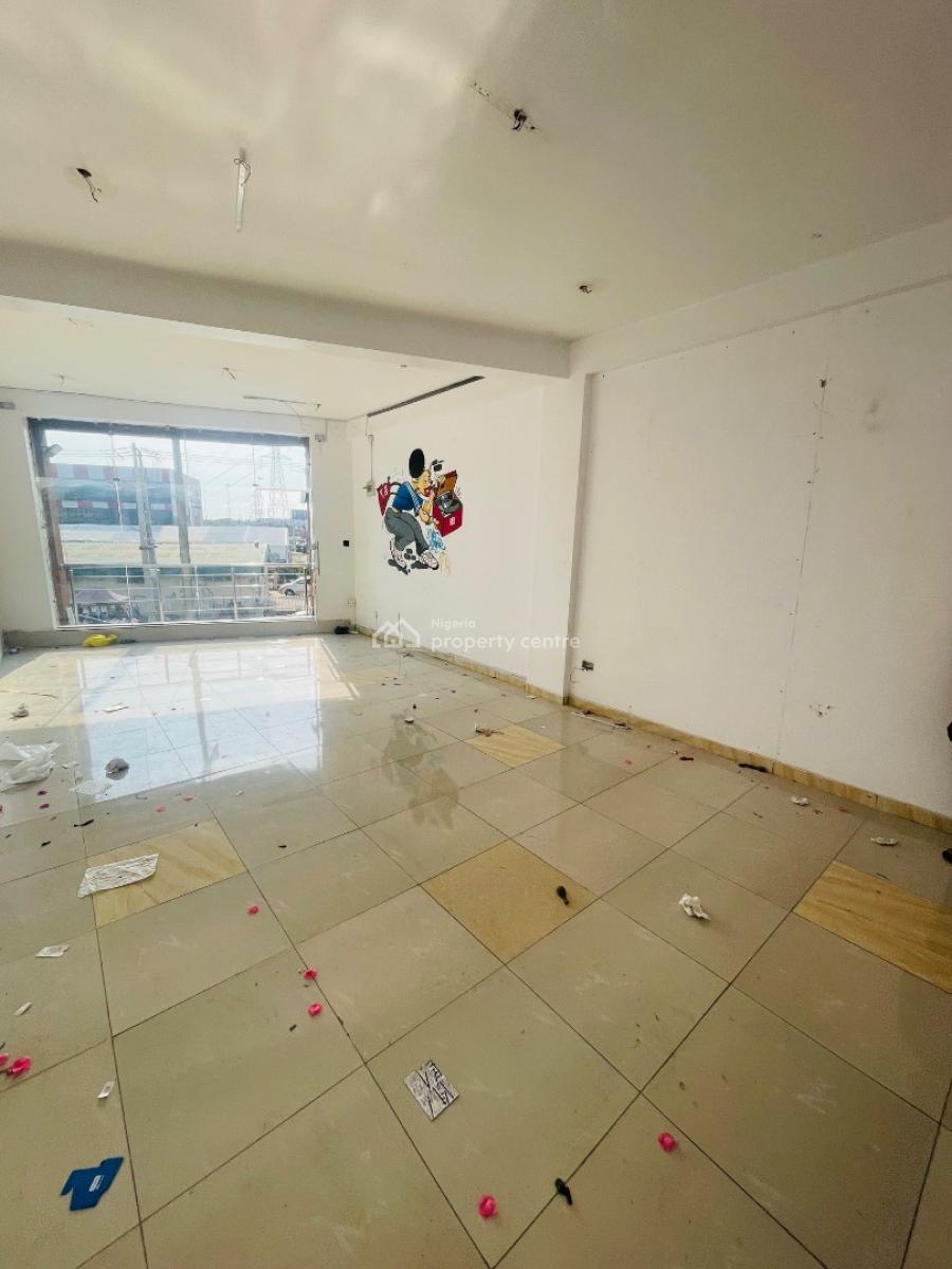 Very Spacious Shop Space (upstairs), 2nd Toll Gate, Lekki, Lagos, Plaza / Complex / Mall for Rent