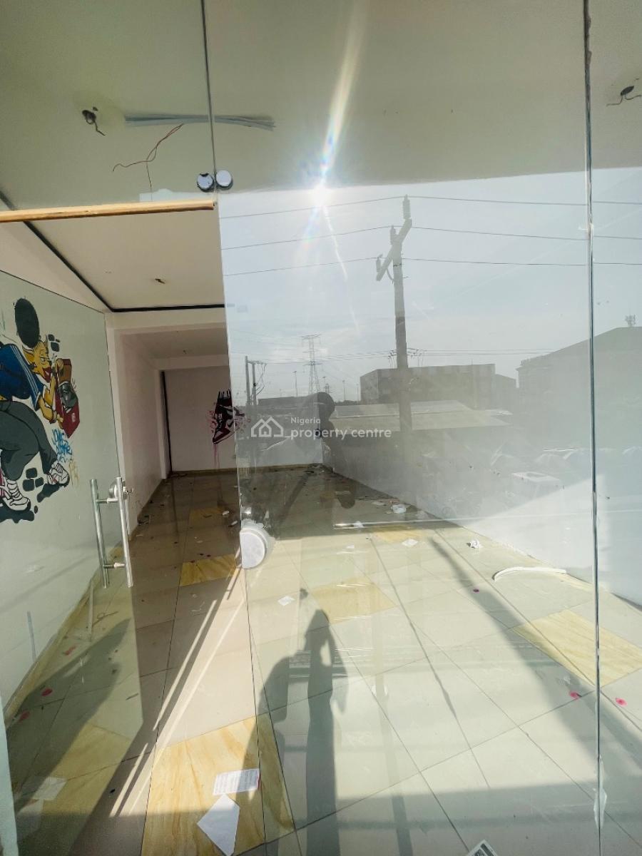 Very Spacious Shop Space (upstairs), 2nd Toll Gate, Lekki, Lagos, Plaza / Complex / Mall for Rent