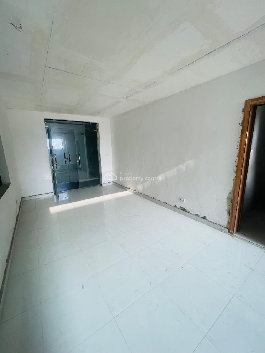 Newly Built Shop Space (upstairs) with Excellent Facilities, 2nd Toll Gate, Lekki, Lagos, Commercial Property for Rent
