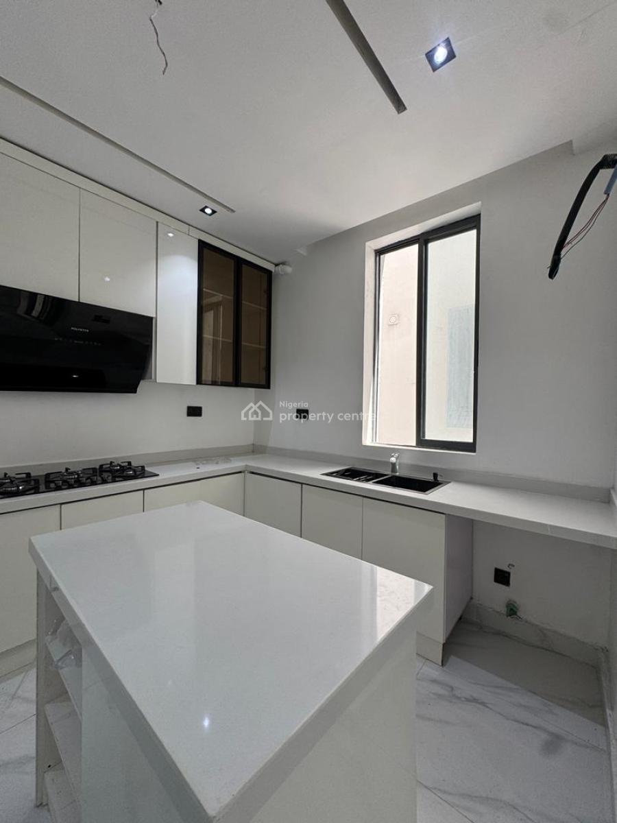 Magnificent 2bedroom Apartment with an Elevator and Pool, Lekki Phase 1, Lekki, Lagos, Flat / Apartment for Sale