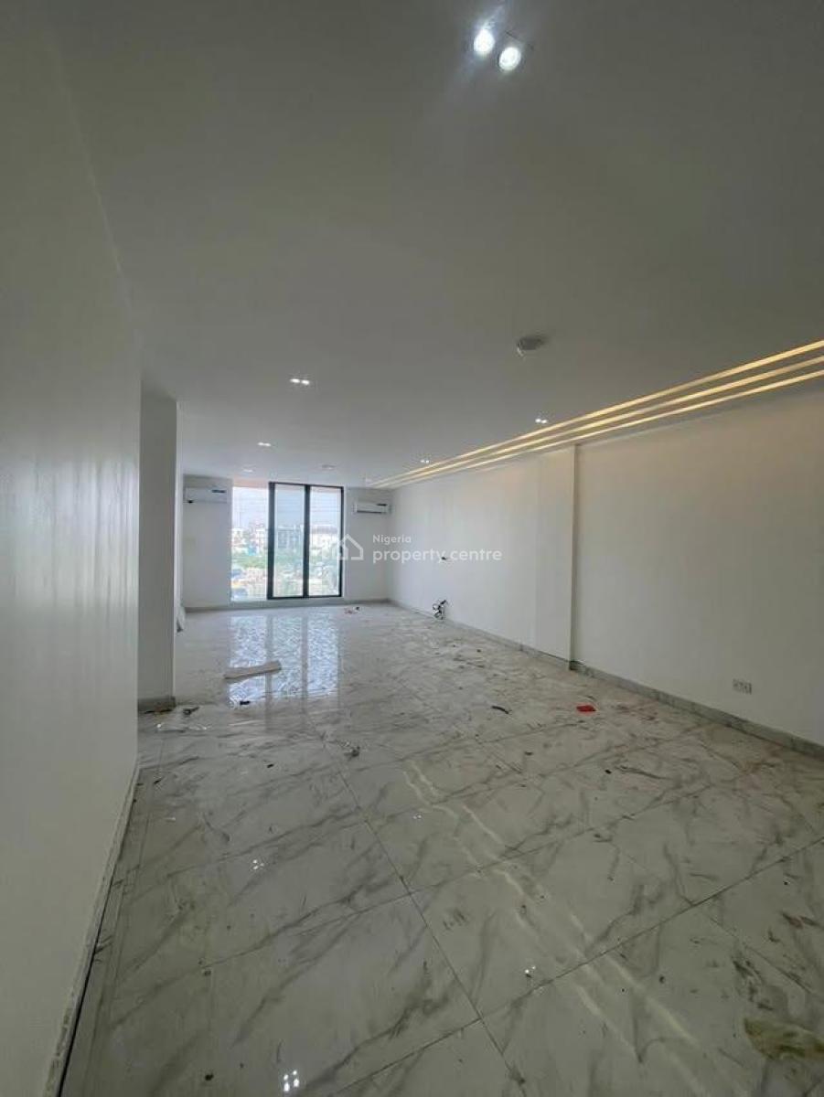 Luxurious 2 Bedroom Apartment with a Pool,gym and Elevator, Lekki Phase 1, Lekki, Lagos, Flat / Apartment for Sale