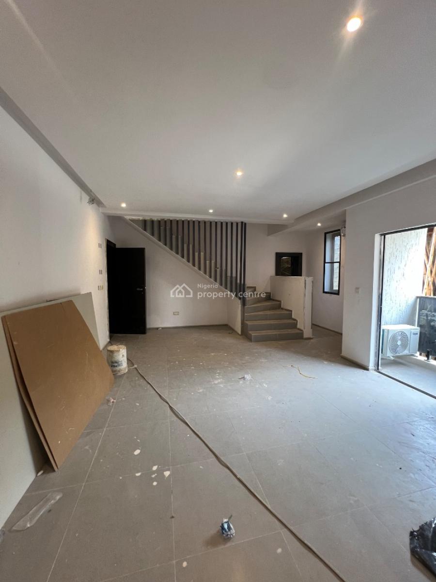 2 Bedroom Apartment, Lekki Phase 1, Lekki, Lagos, Flat / Apartment for Sale