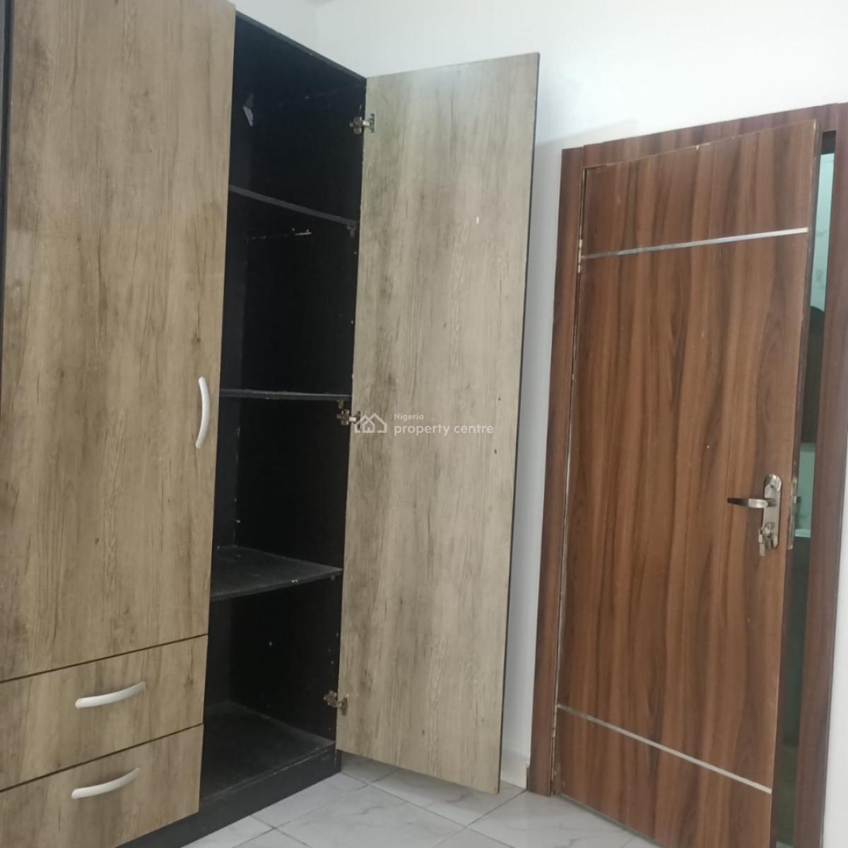Modern 2 Bedroom Flats with Open Plan Kitchen, Ologolo, Lekki, Lagos, Flat / Apartment for Rent