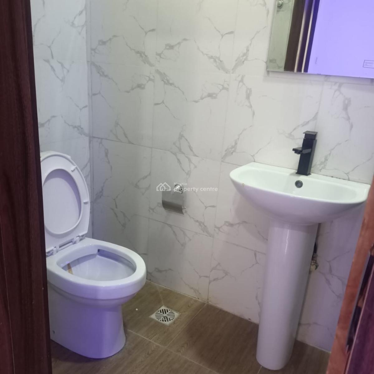 Modern 2 Bedroom Flats with Open Plan Kitchen, Ologolo, Lekki, Lagos, Flat / Apartment for Rent
