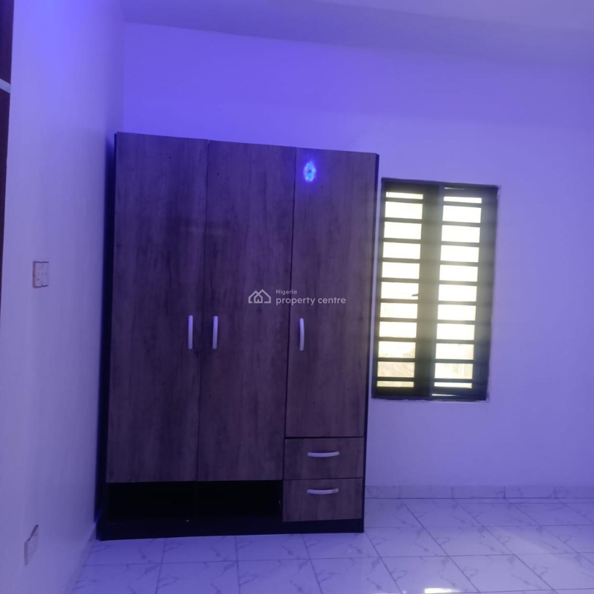 Modern 2 Bedroom Flats with Open Plan Kitchen, Ologolo, Lekki, Lagos, Flat / Apartment for Rent