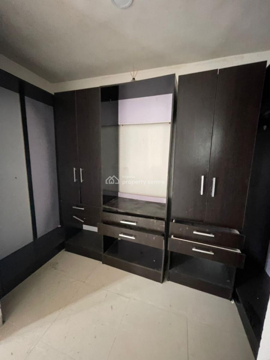 Self Serviced 3 Bedroom Ensuite Semi-detached Duplex in a Shared Compound, Lekki Phase 1, Lekki, Lagos, Semi-detached Duplex for Rent