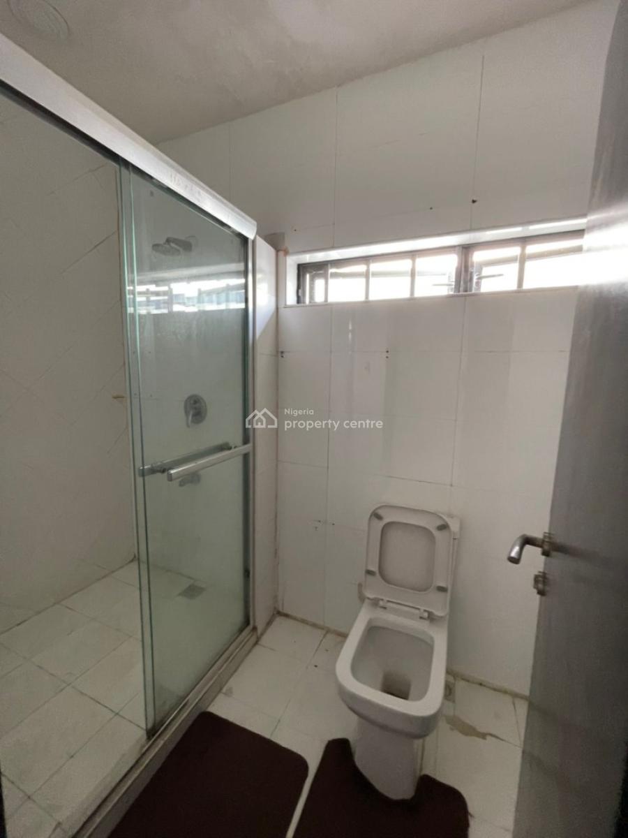Self Serviced 3 Bedroom Ensuite Semi-detached Duplex in a Shared Compound, Lekki Phase 1, Lekki, Lagos, Semi-detached Duplex for Rent