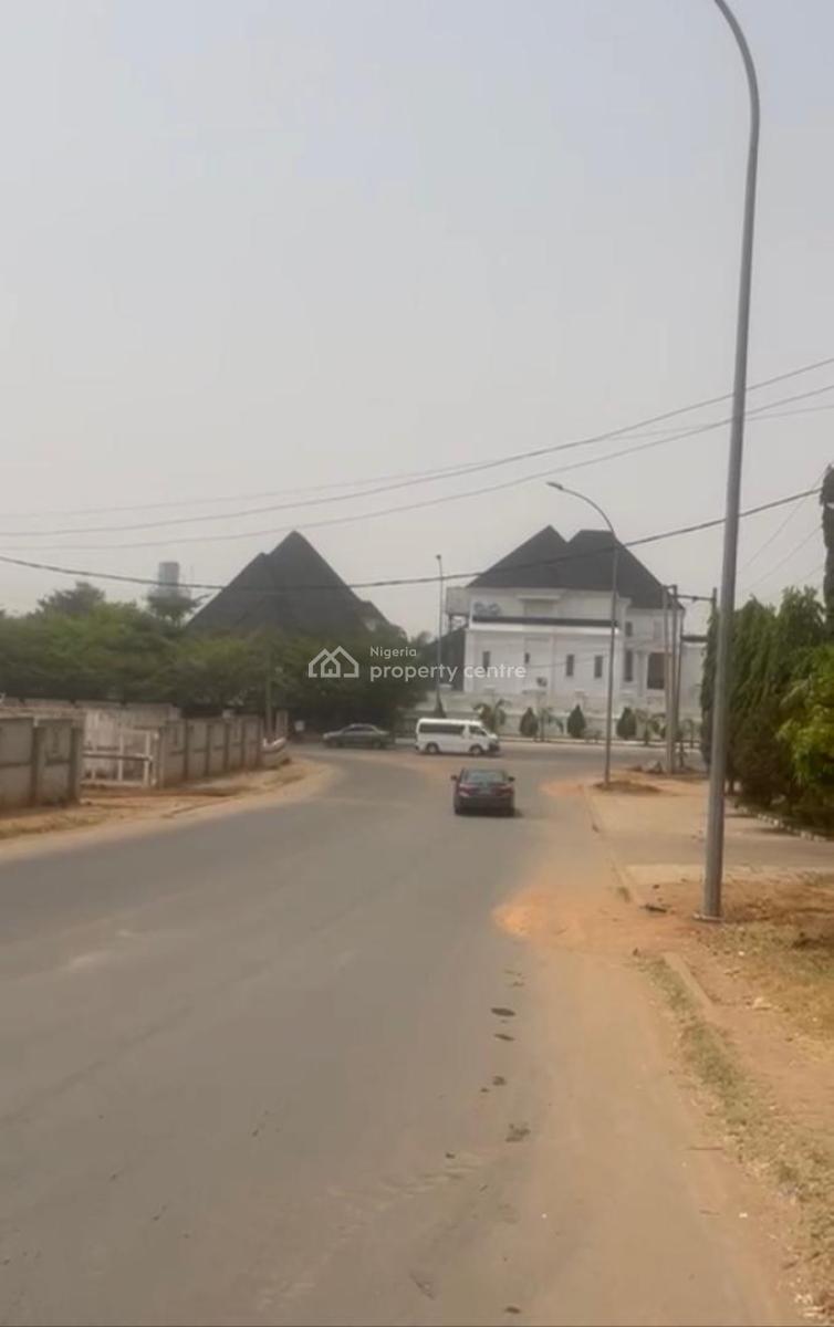 2,015sqm, Residential, C of O, Tarred Road, Guzape Main, Guzape District, Abuja, Residential Land for Sale