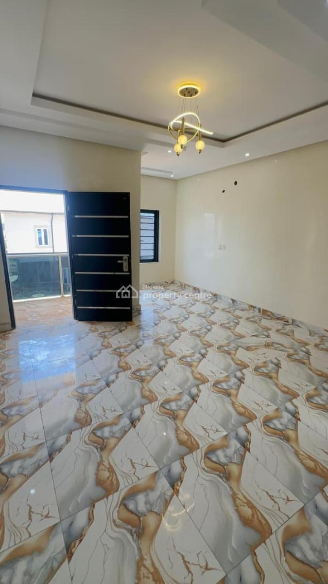 3 Bedroom Detached Duplex with Bq, Close to Ebaeno Supermarket, Gaduwa, Abuja, Detached Duplex for Sale