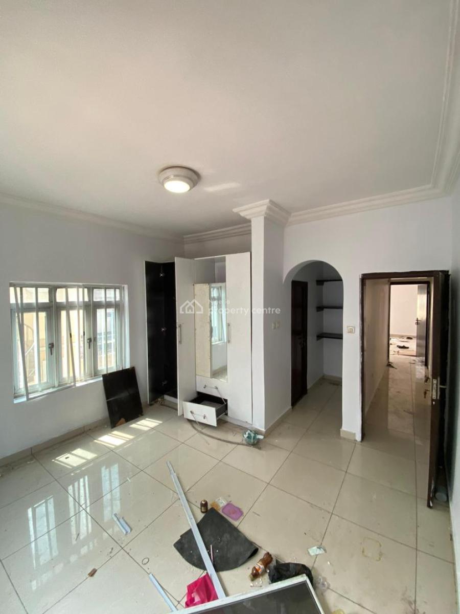 a Well Maintained 2 Bedroom Apartment, Chevron, Lekki, Lagos, Flat / Apartment for Rent
