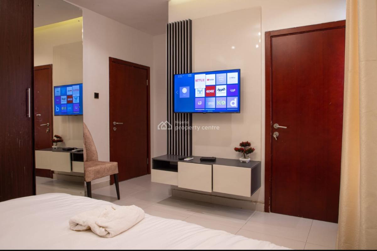 2 Bedroom Apartment, Lekki Phase 1, Lekki, Lagos, Flat / Apartment Short Let