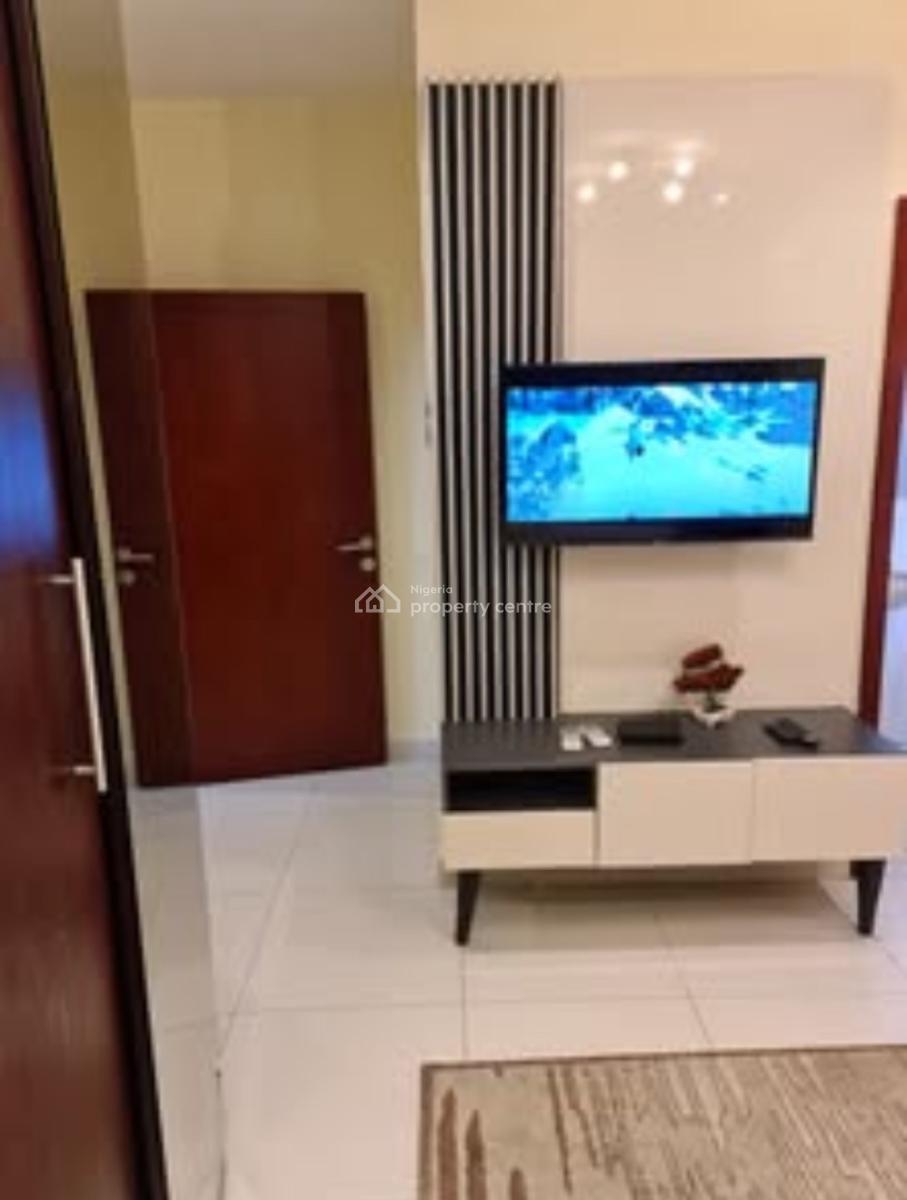 2 Bedroom Apartment, Lekki Phase 1, Lekki, Lagos, Flat / Apartment Short Let