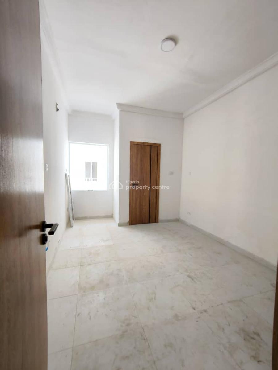 Newly Built Spacious Fully Serviced 3 Bedroom Apartmentwith 24 Hours Light, Osapa, Lekki, Lagos, Flat / Apartment for Rent
