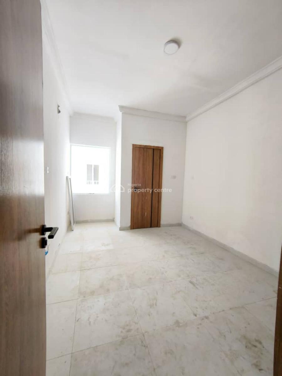 Newly Built Spacious Fully Serviced 3 Bedroom Apartmentwith 24 Hours Light, Osapa, Lekki, Lagos, Flat / Apartment for Rent