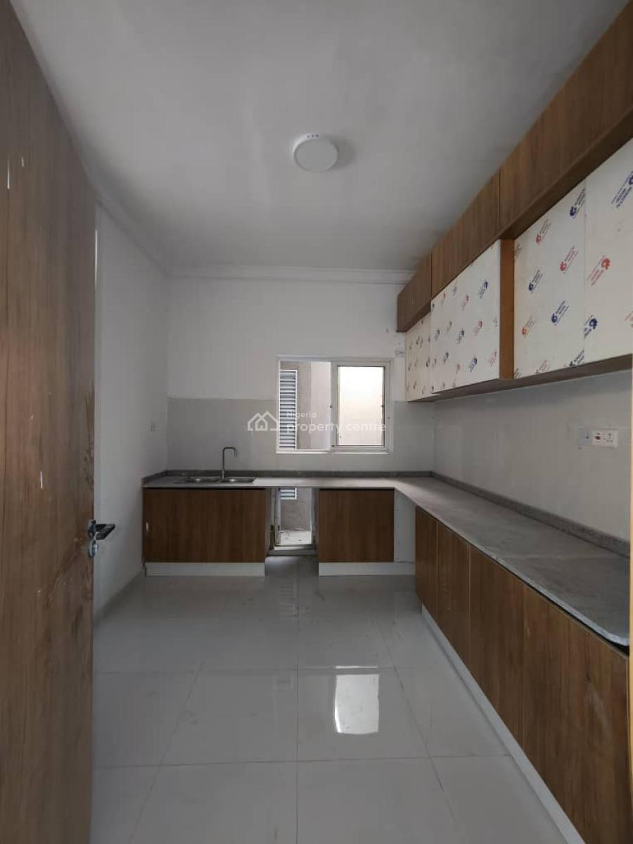 Newly Built Spacious Fully Serviced 3 Bedroom Apartmentwith 24 Hours Light, Osapa, Lekki, Lagos, Flat / Apartment for Rent