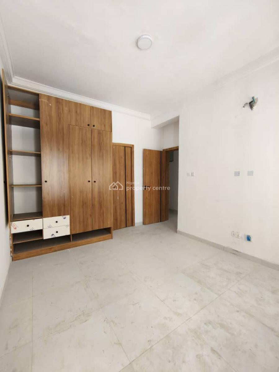 Newly Built Spacious Fully Serviced 3 Bedroom Apartmentwith 24 Hours Light, Osapa, Lekki, Lagos, Flat / Apartment for Rent