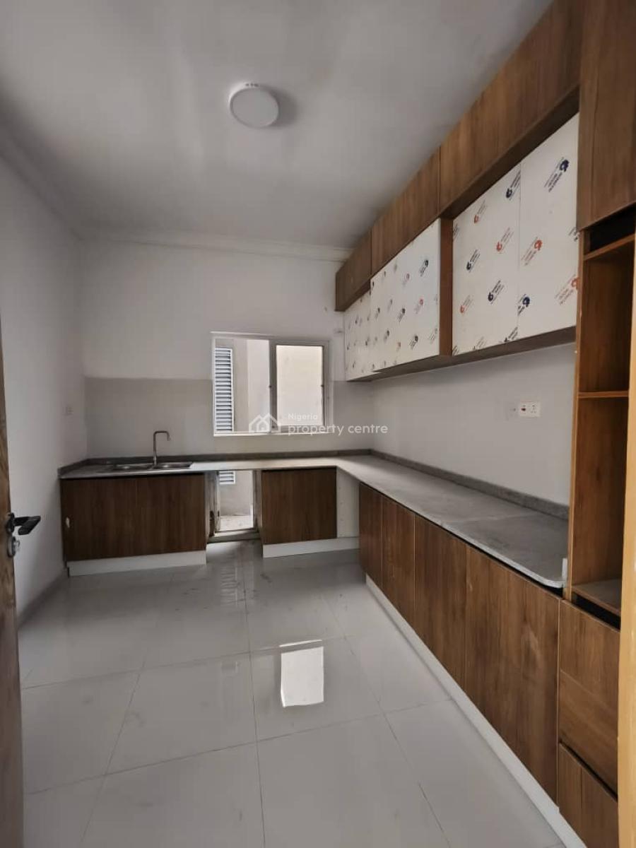 Newly Built Spacious Fully Serviced 3 Bedroom Apartmentwith 24 Hours Light, Osapa, Lekki, Lagos, Flat / Apartment for Rent