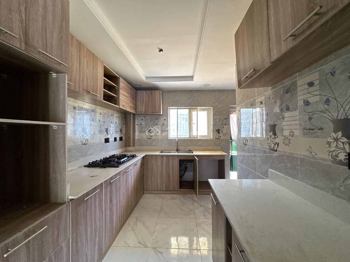 3 Bedroom Apartments Available, Freedom Way, Lekki Phase 1, Lekki, Lagos, Flat / Apartment for Sale