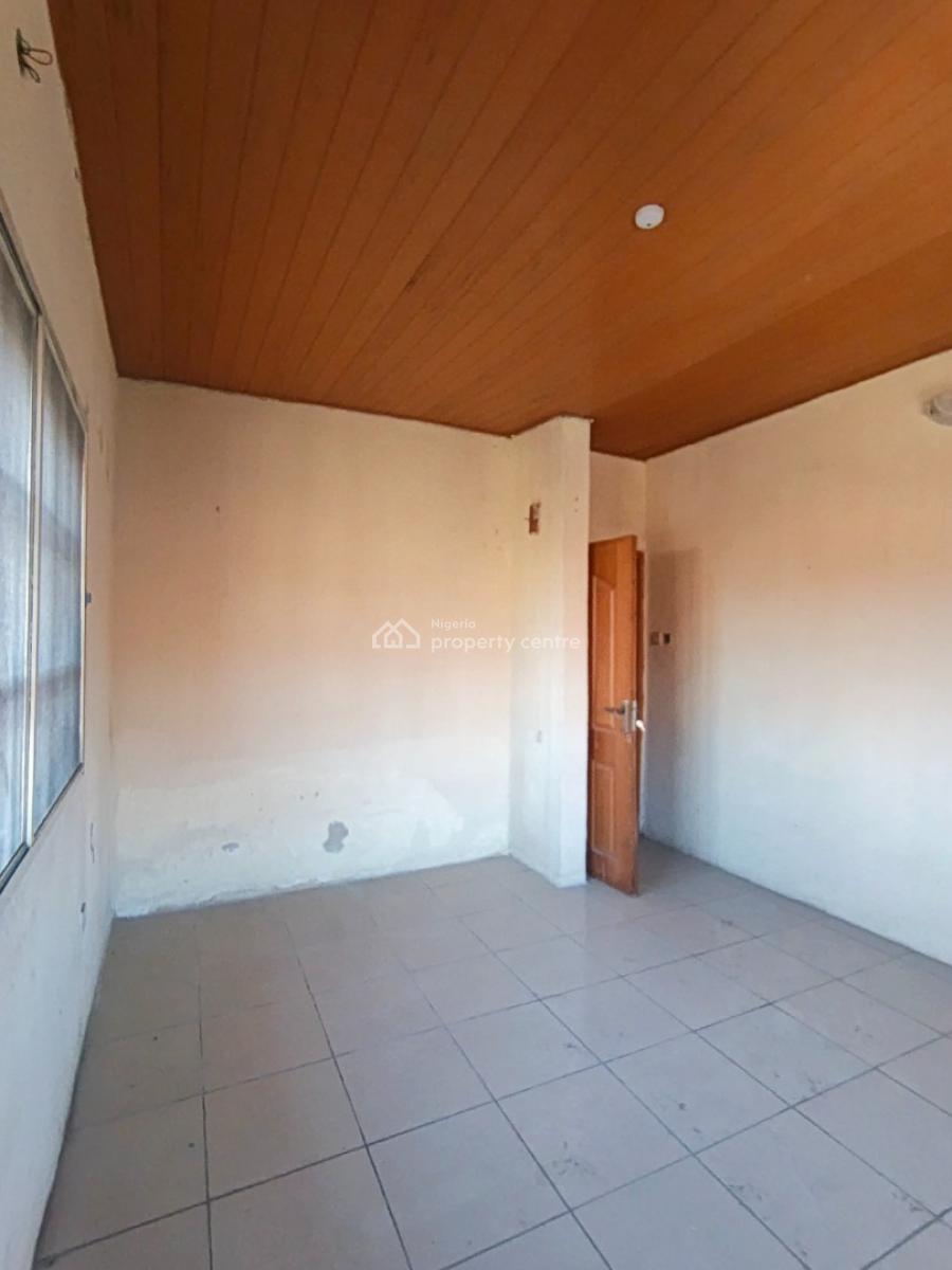 a 2 Bedroom Flat, Newroad, Opposite Chevron, Lekki, Lagos, Flat / Apartment for Rent