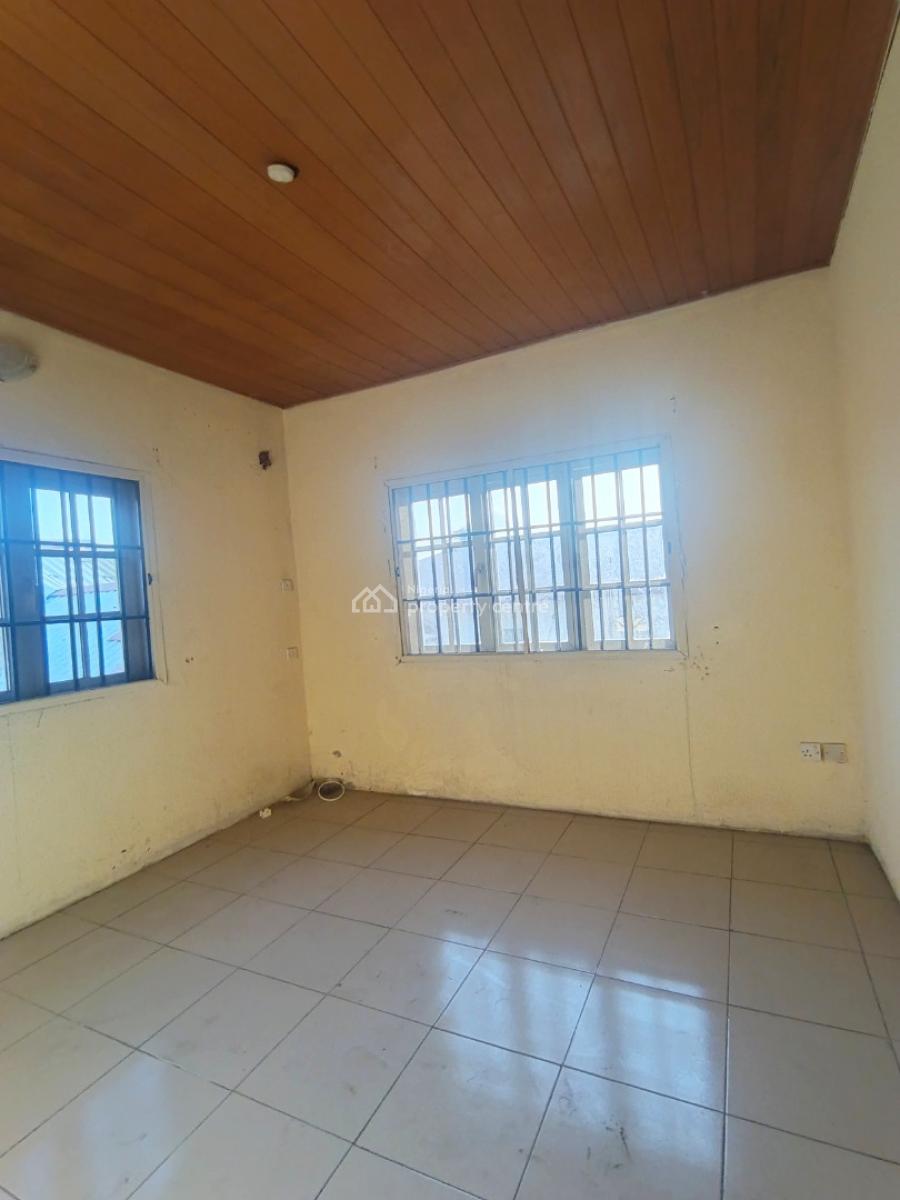 a 2 Bedroom Flat, Newroad, Opposite Chevron, Lekki, Lagos, Flat / Apartment for Rent