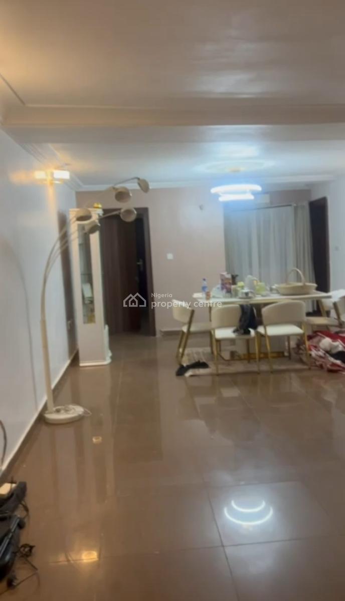 Clean Spacious 2 Bedroom Flat Without Furniture, Maitama Main, Maitama District, Abuja, Flat / Apartment for Rent