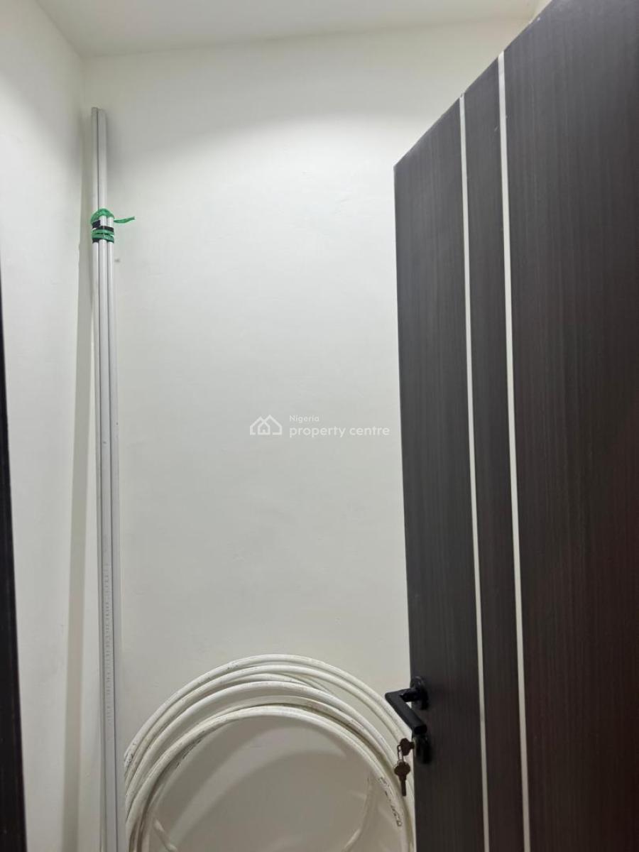 Newly Renovates 3 Bedrooms Flat, Old Ikoyi, Ikoyi, Lagos, Flat / Apartment for Rent