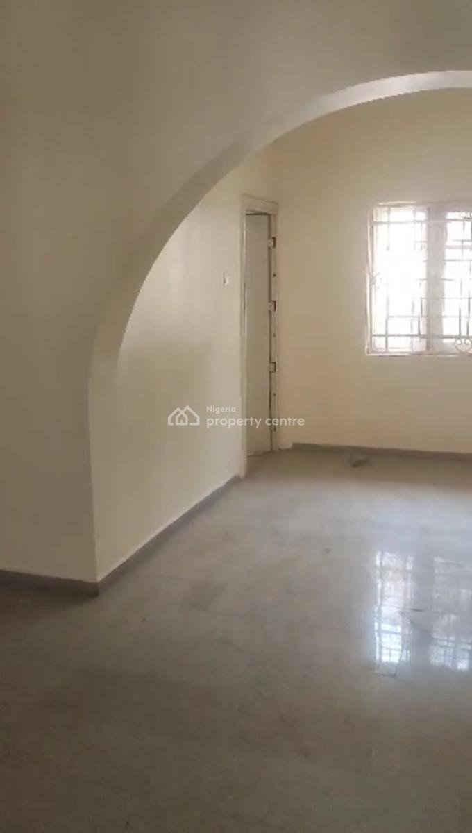 Spacious 2 Bedroom Flat, 1st Floor, Tarred Road, Wuye, Abuja, Flat / Apartment for Rent