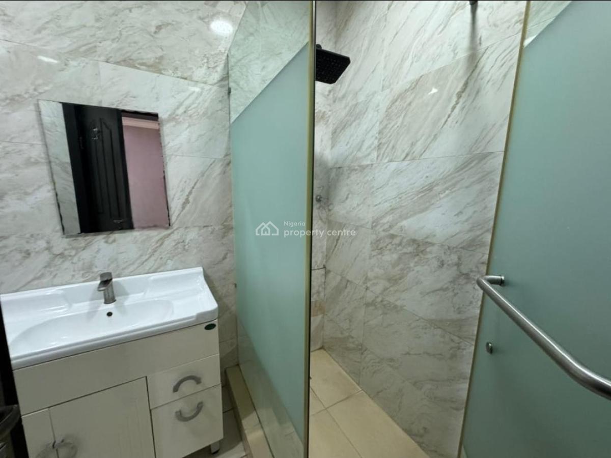 3 Bedroom Apartment with Bq,fitted Kitchen,elevator,swimming Pool,gym., 2nd Avenue Estate, Old Ikoyi, Ikoyi, Lagos, Flat / Apartment for Rent