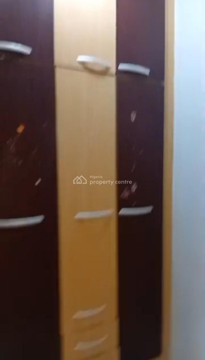 Spacious 3bedroom Flat, 2st Floor,  Tarred Rd, Wuye Main ( Tarred Rd, Wuye, Abuja, Flat / Apartment for Rent