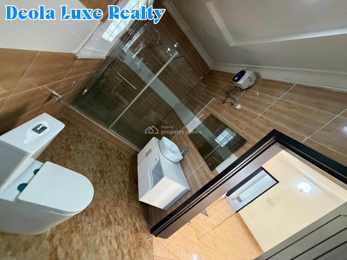 a Spacious and Beautifully Finished 2 Bedroom Apartment, Off Admiralty Way, Lekki Phase 1, Lekki, Lagos, Flat / Apartment for Rent