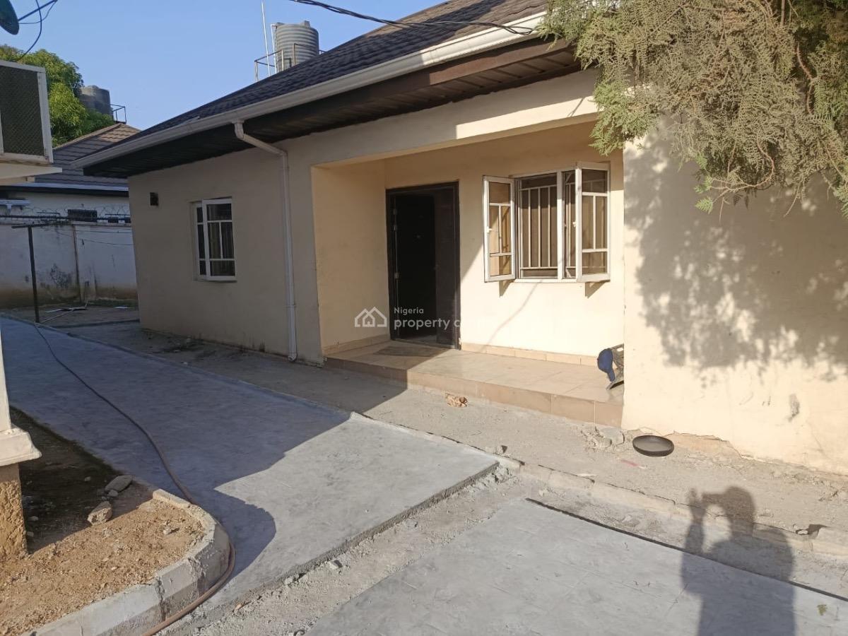 Well Renovated One Bedroom Apartment Available, 6th Avenue, Gwarinpa, Abuja, Mini Flat (room and Parlour) for Rent