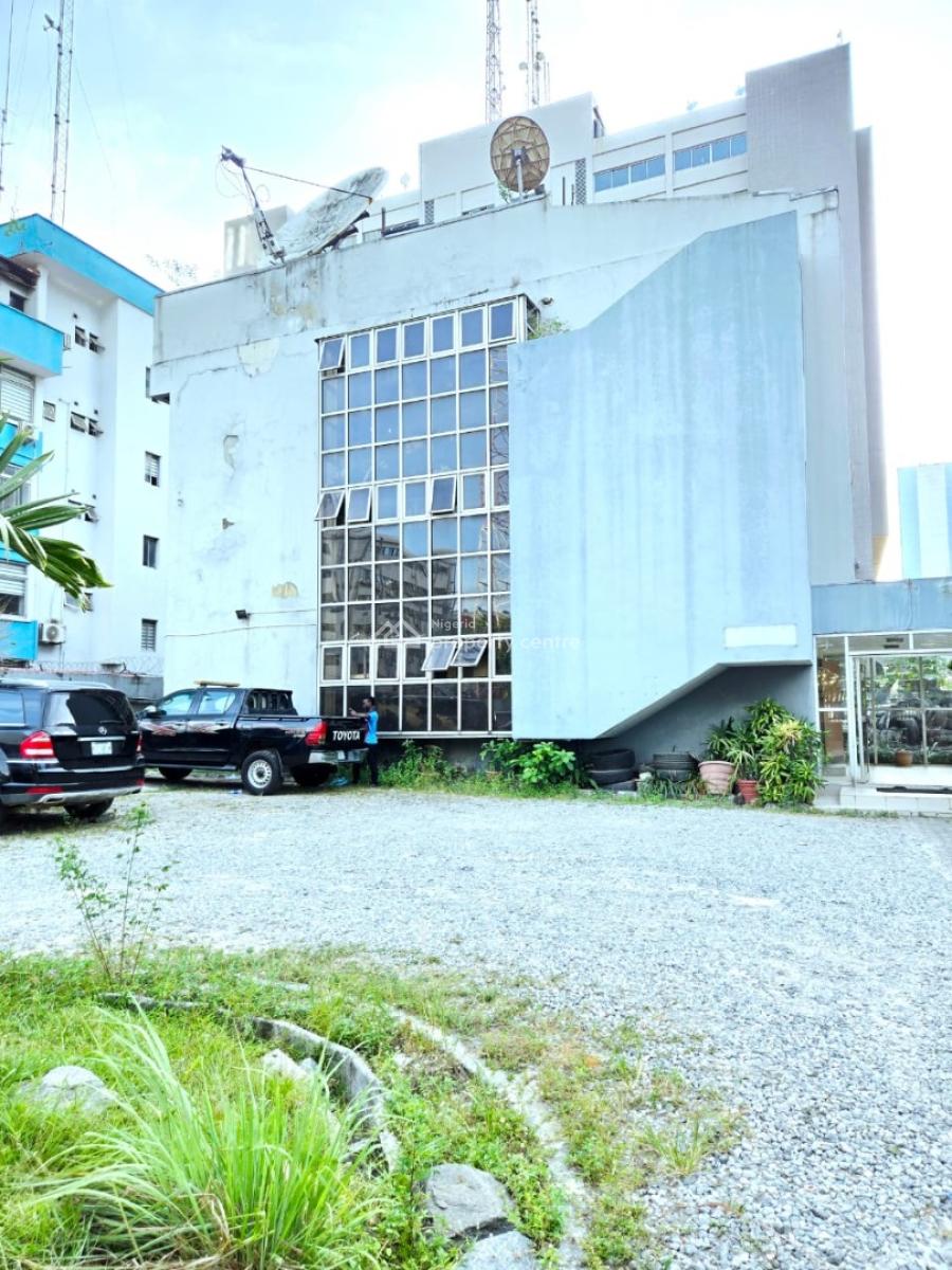 Open Plan Office Space Measuring Approximately 400 Square Meters, Victoria Island (vi), Lagos, Office Space for Rent