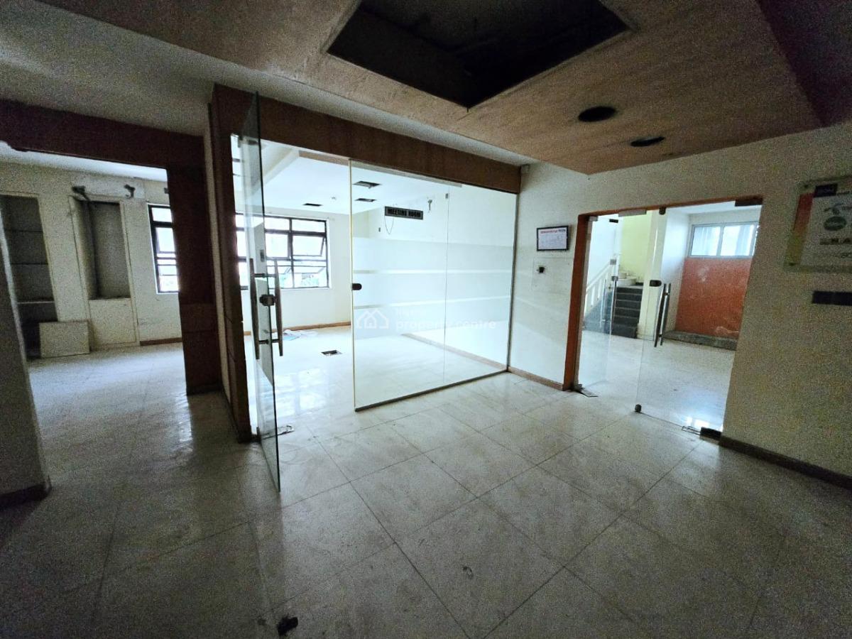 Open Plan Office Space Measuring Approximately 400 Square Meters, Victoria Island (vi), Lagos, Office Space for Rent