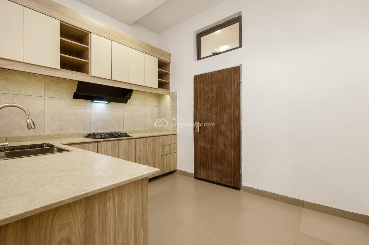 Exquisite 3-bedrooms Apartment, Maitama 2, Maitama District, Abuja, Flat / Apartment for Sale