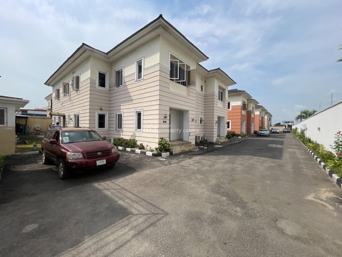 4 Bedroom Semi Detached Duplex, Lekki Phase 1, Lekki, Lagos, Commercial Property for Rent