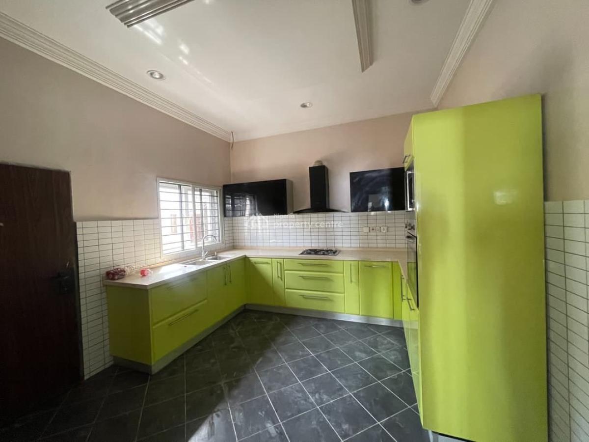 4 Bedroom Semi Detached Duplex, Lekki Phase 1, Lekki, Lagos, Commercial Property for Rent