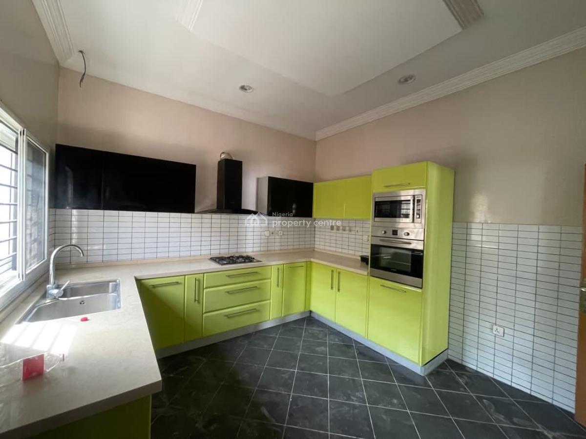 4 Bedroom Semi Detached Duplex, Lekki Phase 1, Lekki, Lagos, Commercial Property for Rent