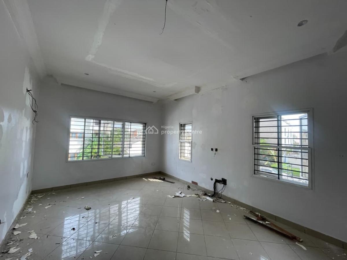 4 Bedroom Semi Detached Duplex, Lekki Phase 1, Lekki, Lagos, Commercial Property for Rent