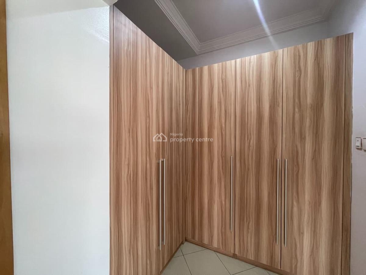 4 Bedroom Semi Detached Duplex, Lekki Phase 1, Lekki, Lagos, Commercial Property for Rent