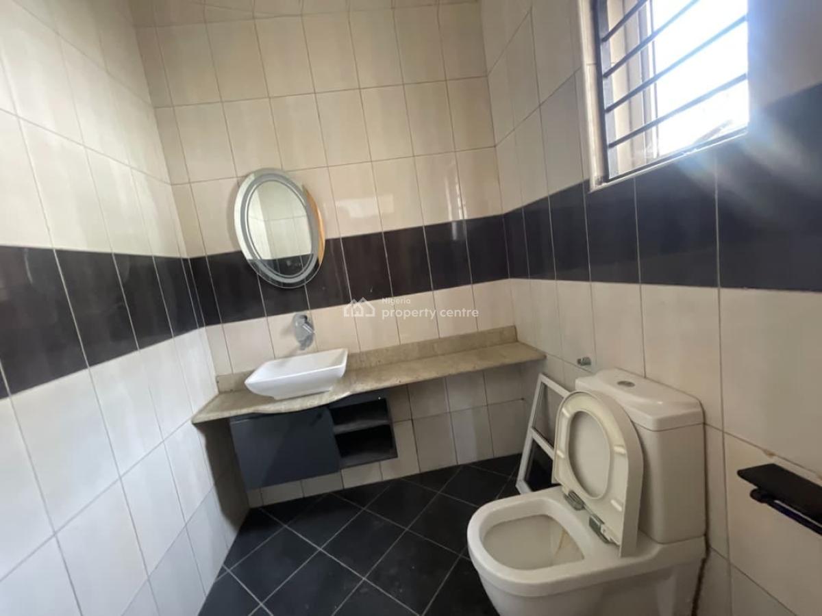 4 Bedroom Semi Detached Duplex, Lekki Phase 1, Lekki, Lagos, Commercial Property for Rent