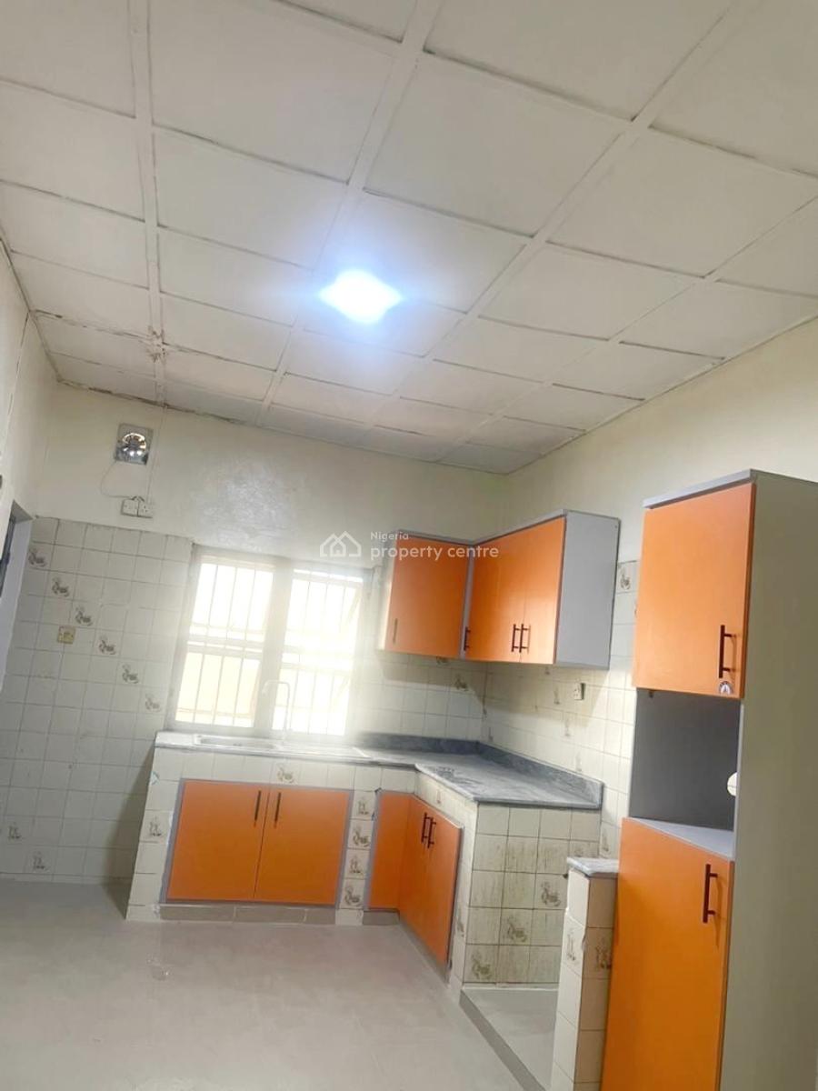 Luxury and Newly Renovated 3 Bedroom Apartment, Gra Phase 1, Magodo, Lagos, Flat / Apartment for Rent