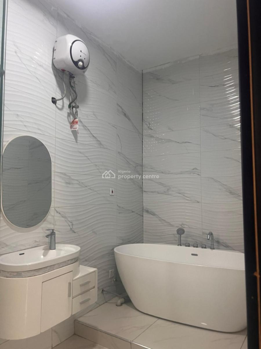 Newly Renovated 4 Bedroom Spacious Semi Detached Duplex with Bq, Chevron Drive, Lekki, Lagos, Semi-detached Duplex for Rent