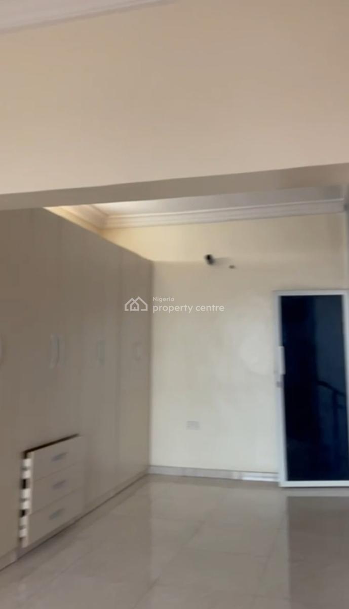 Beautifully Built 4 Bedrooms Terrace Serviced Duplex House, Paradise 3 Estate Chevron Drive, Lekki, Lagos, Terraced Duplex for Rent