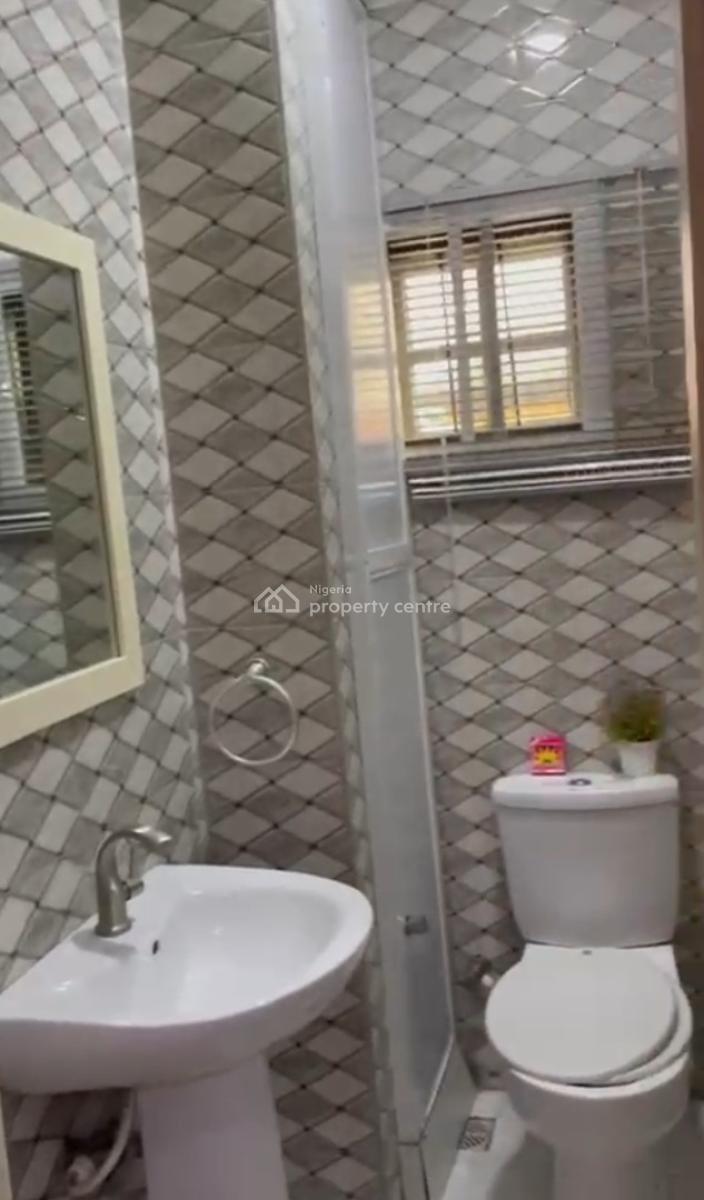 Beautifully Built 4 Bedrooms Terrace Serviced Duplex House, Paradise 3 Estate Chevron Drive, Lekki, Lagos, Terraced Duplex for Rent