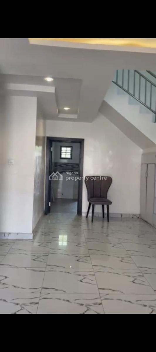 Spacious 4 Bedrooms Terraced Serviced Duplex, Paradise 3 Estate Chevron Drive, Lekki, Lagos, Terraced Duplex for Rent